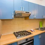 In With Terrace, Air Conditioning, Wifi, Washing Machine *