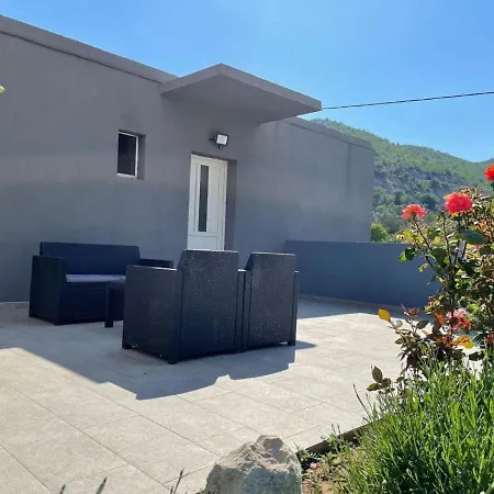In With Terrace, Air Conditioning, Wifi, Washing Machine Gata